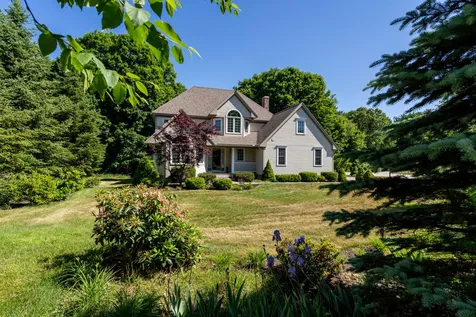 8 Baron Road Hampton NH 03842