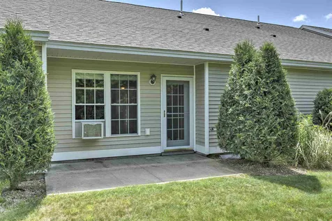28 Owens Drive Swanzey NH 03446