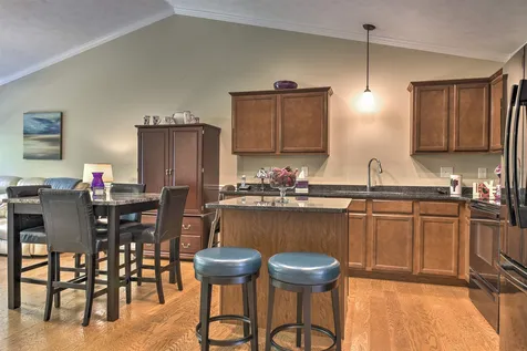 28 Owens Drive Swanzey NH 03446