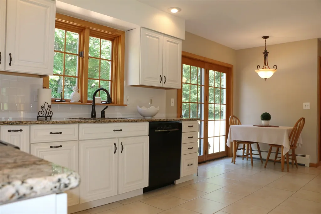 8 Sunset Ridge Jericho VT 05465