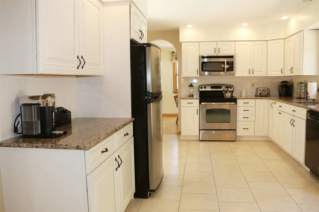 8 Sunset Ridge Jericho VT 05465
