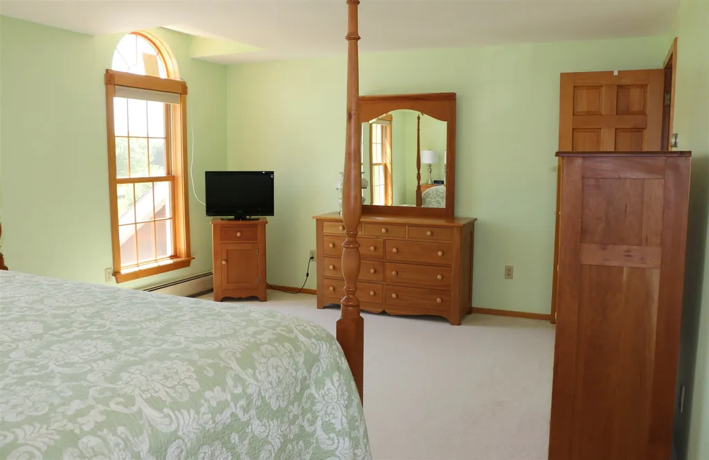 8 Sunset Ridge Jericho VT 05465