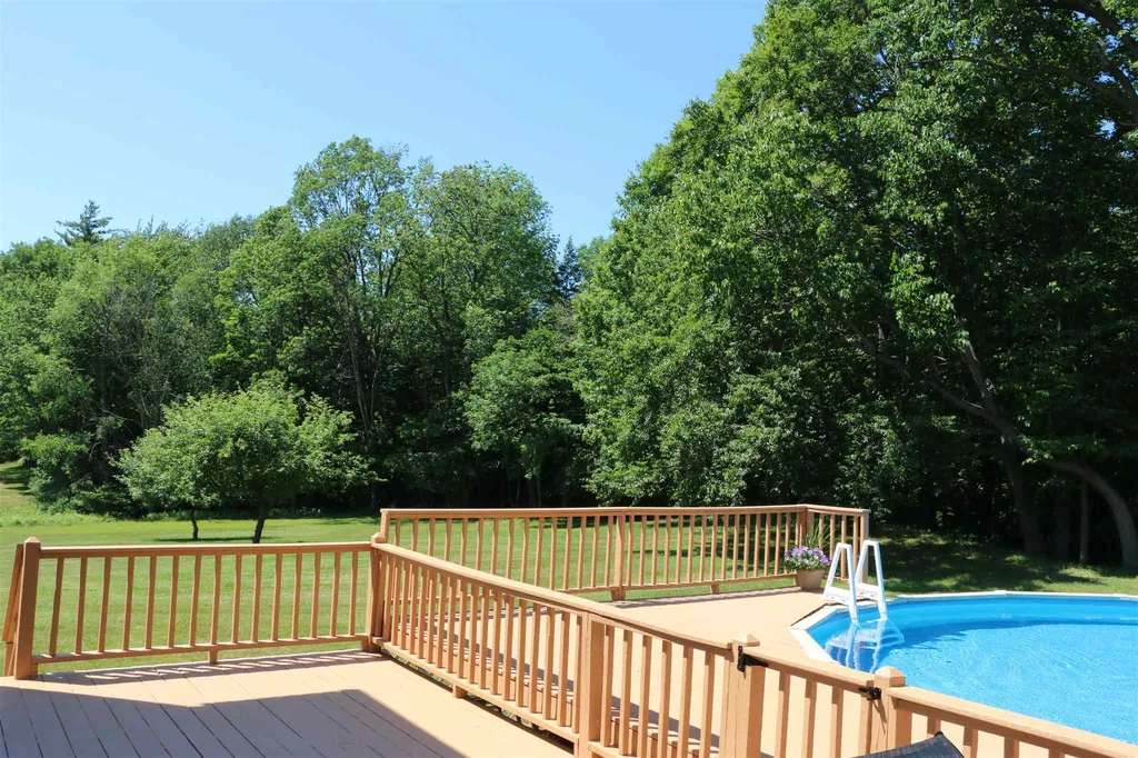 8 Sunset Ridge Jericho VT 05465