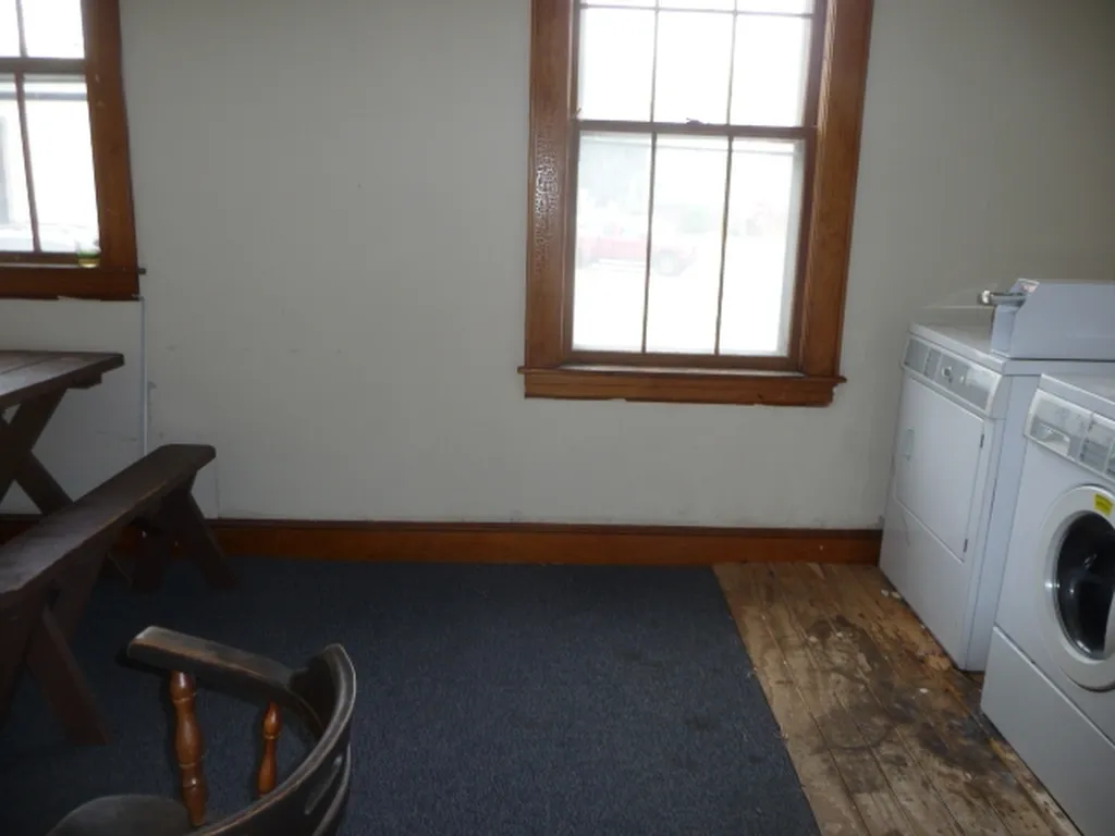 293-295-297 Amherst Street Manchester NH 03104