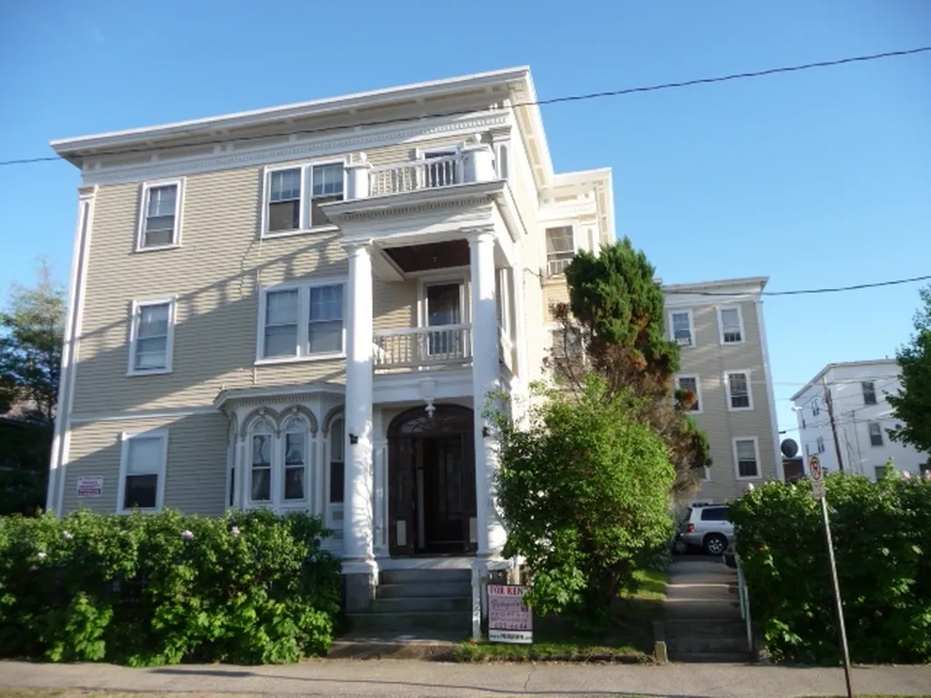293-295-297 Amherst Street Manchester NH 03104