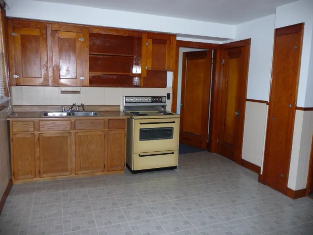293-295-297 Amherst Street Manchester NH 03104