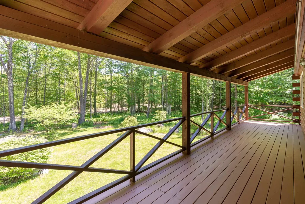 39 Robin Way Meredith NH 03253