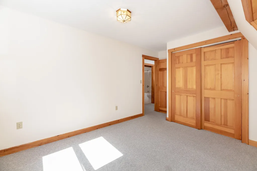 39 Robin Way Meredith NH 03253
