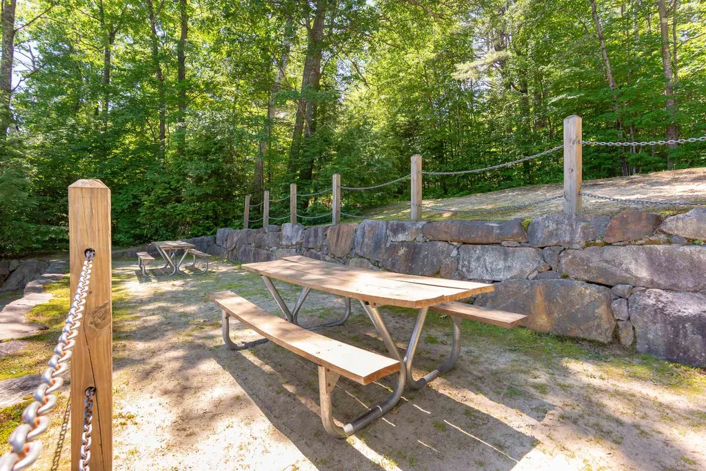 39 Robin Way Meredith NH 03253