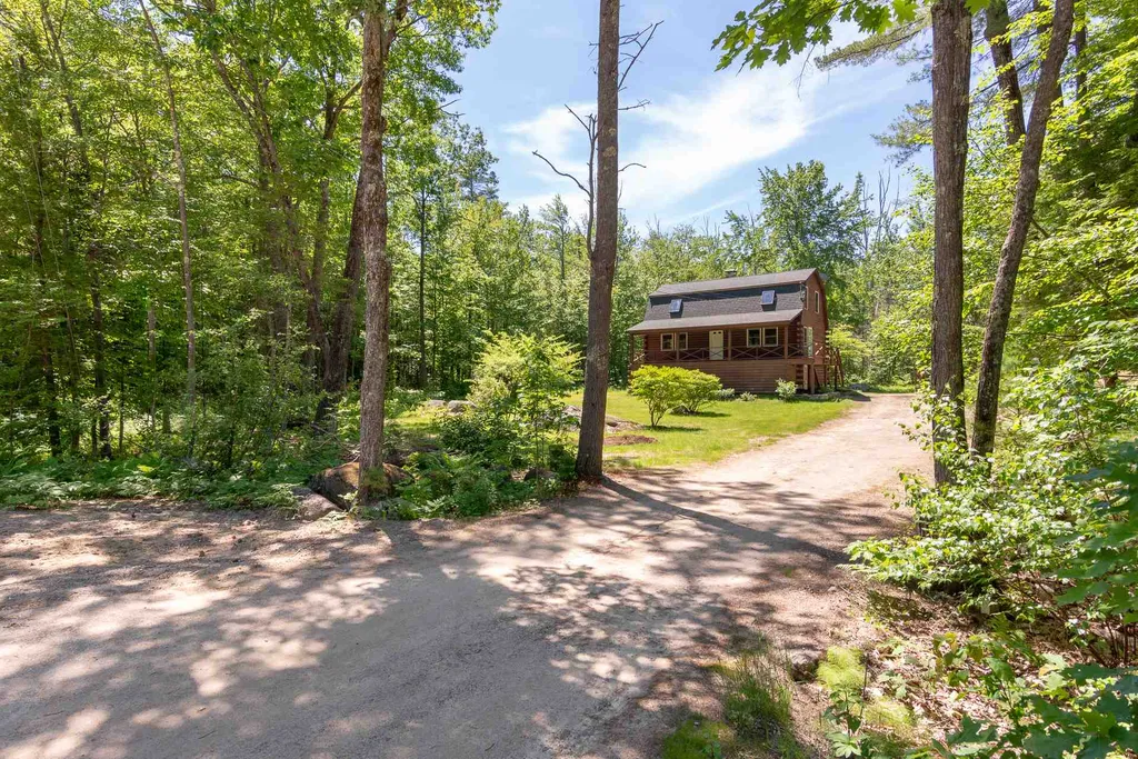 39 Robin Way Meredith NH 03253
