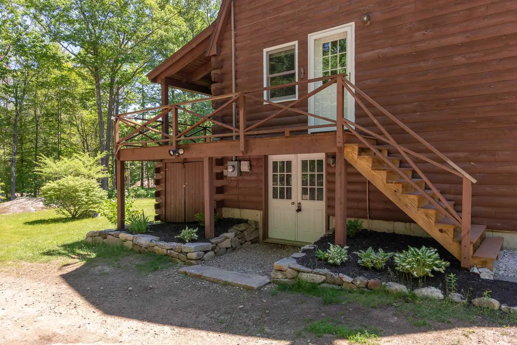 39 Robin Way Meredith NH 03253