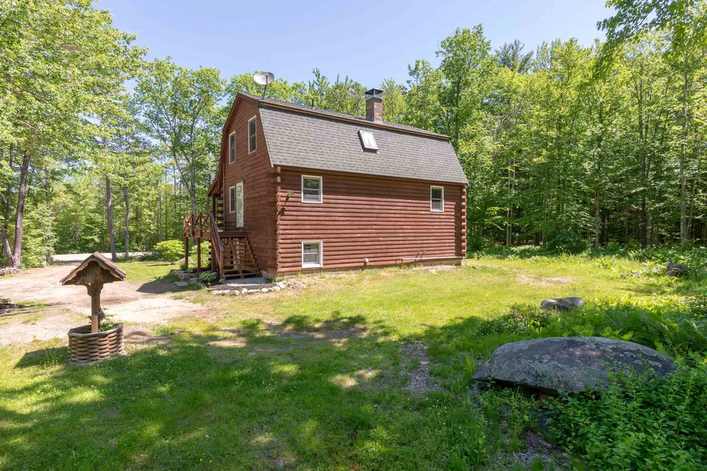 39 Robin Way Meredith NH 03253