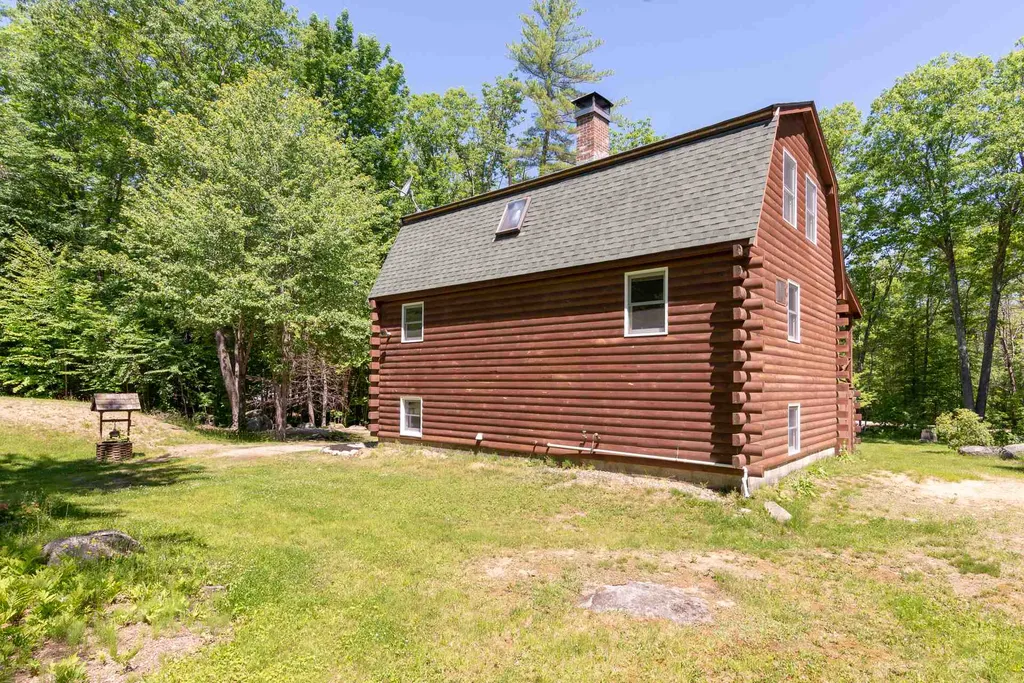 39 Robin Way Meredith NH 03253