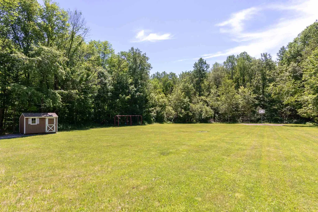 39 Robin Way Meredith NH 03253