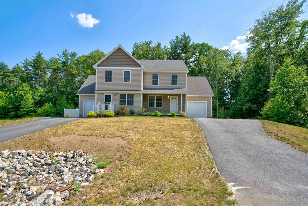1 Kinsley Drive Newton NH 03858