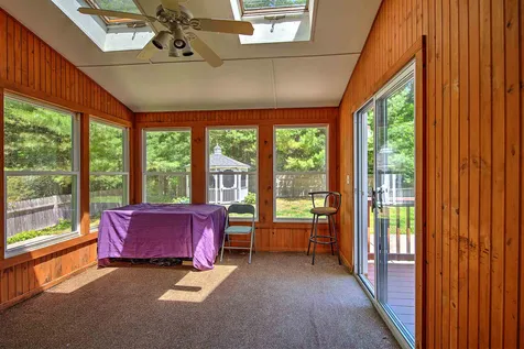 92 Adams Road Londonderry NH 03053