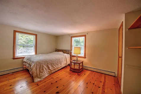92 Adams Road Londonderry NH 03053