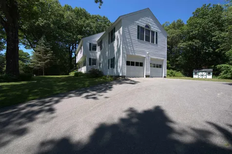 92 Adams Road Londonderry NH 03053