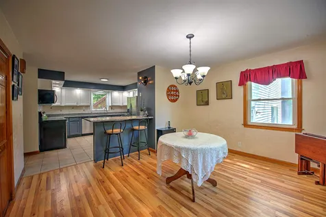 92 Adams Road Londonderry NH 03053
