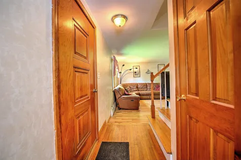 92 Adams Road Londonderry NH 03053