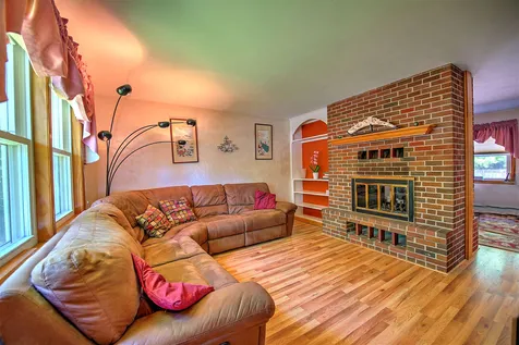 92 Adams Road Londonderry NH 03053