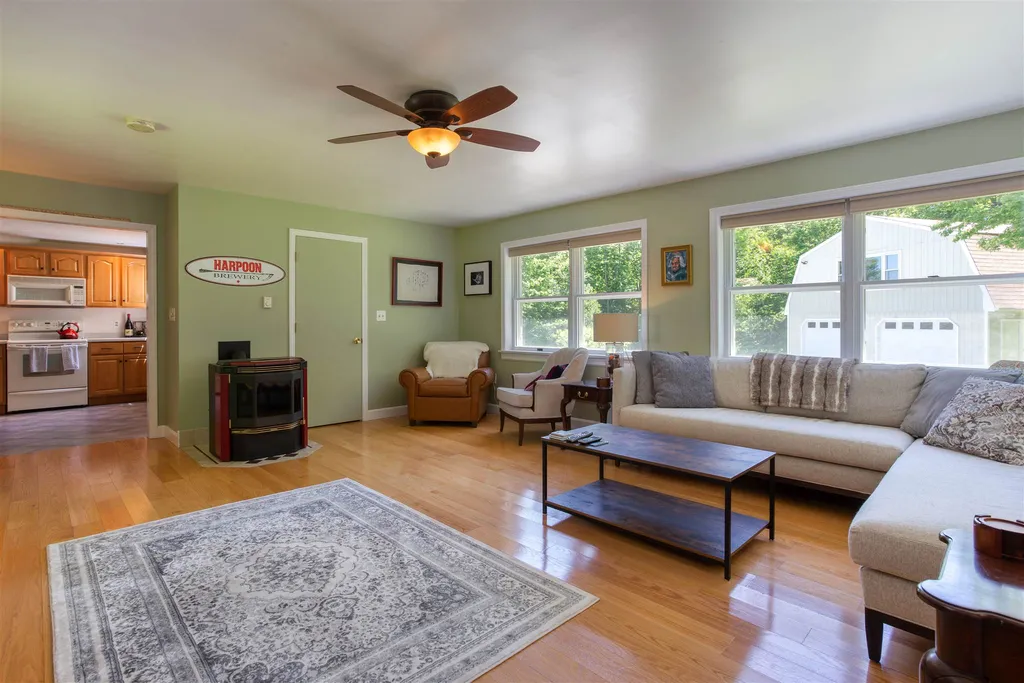 32 Warren Road Enfield NH 03748