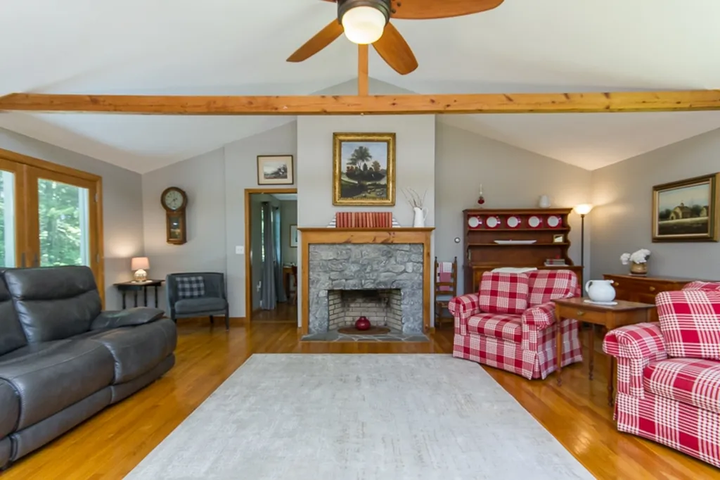 871 Rush Road Henniker NH 03242