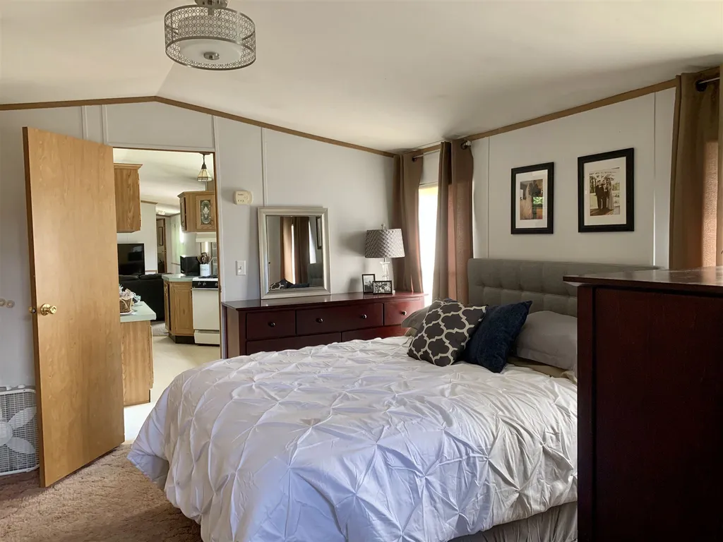 22 Duston Drive Boscawen NH 03303