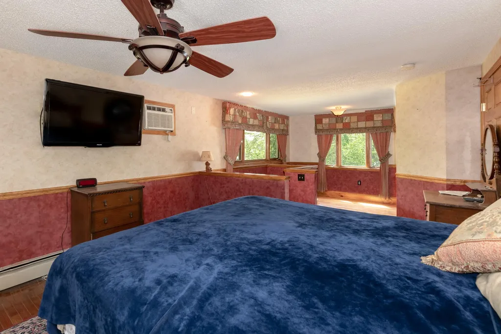 808 Weirs Boulevard Laconia NH 03246