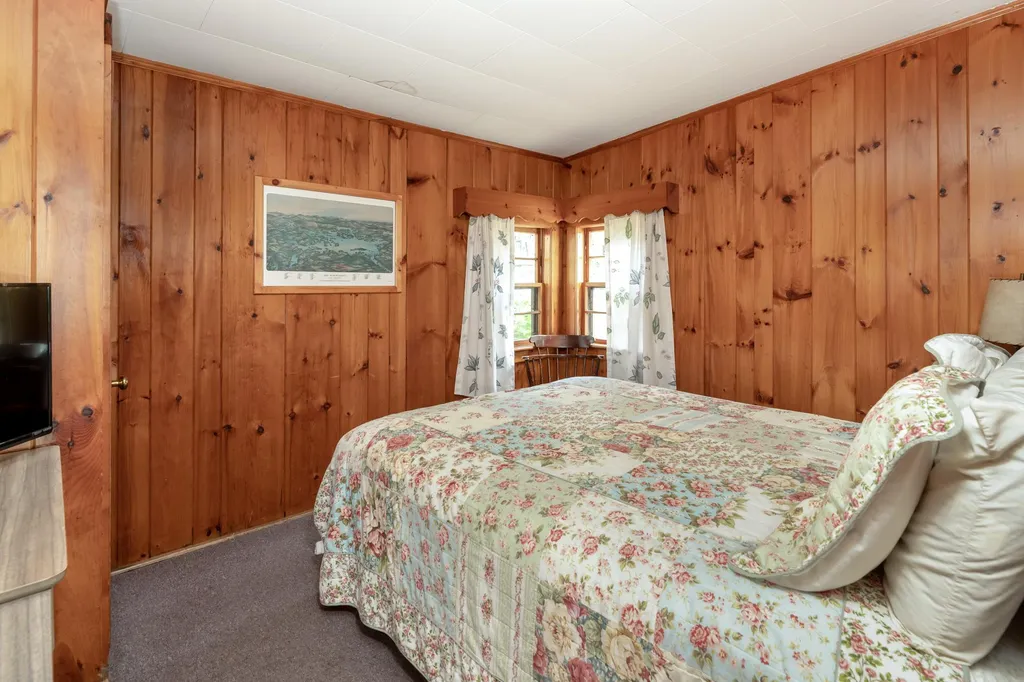 808 Weirs Boulevard Laconia NH 03246