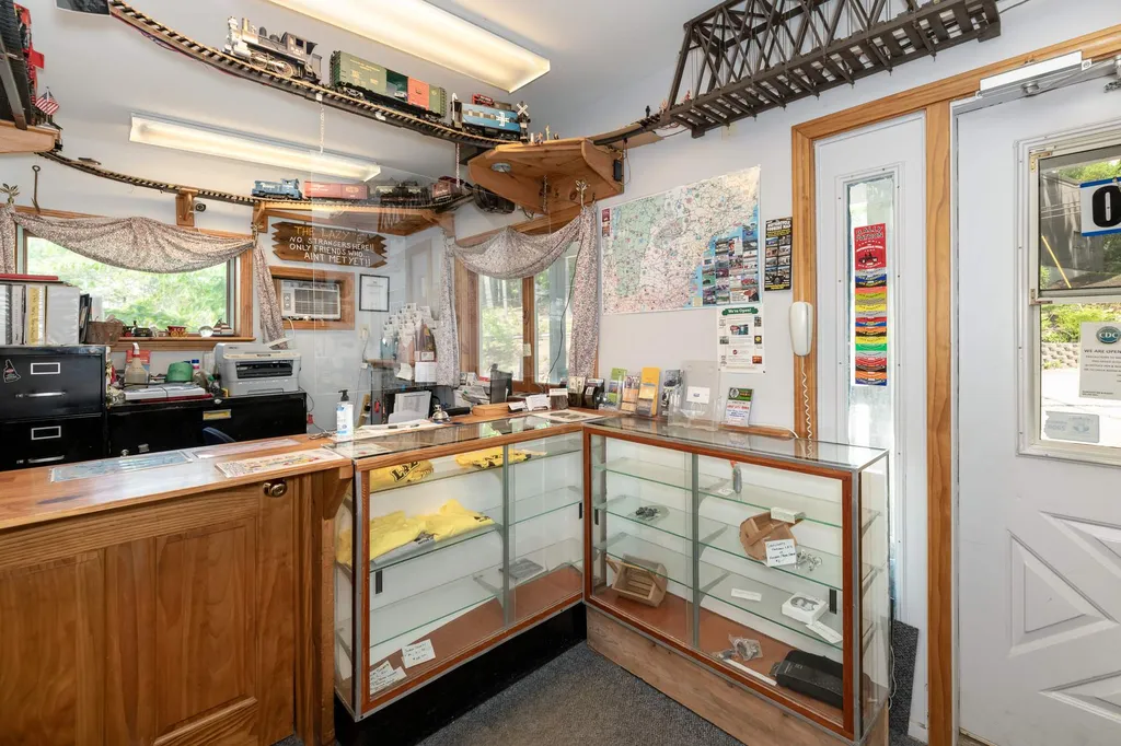 808 Weirs Boulevard Laconia NH 03246