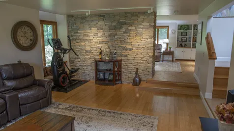16 Rocking Chair Lane Atkinson NH 03811
