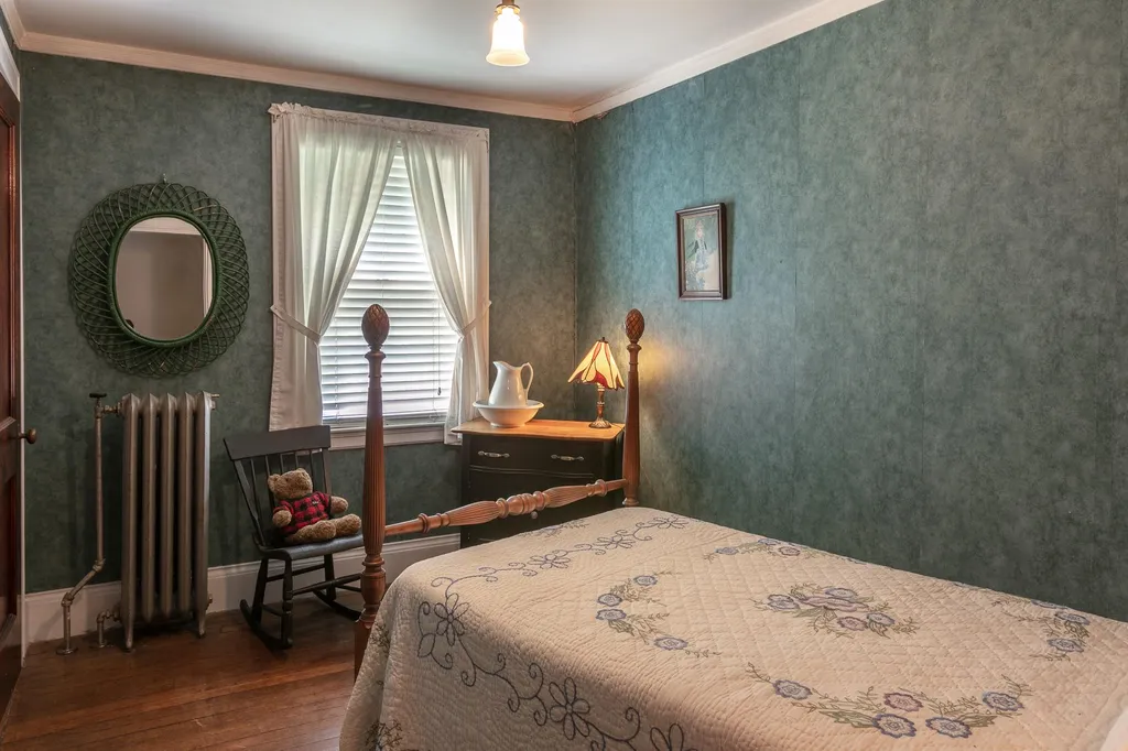 5 42nd Street Hartland VT 05048