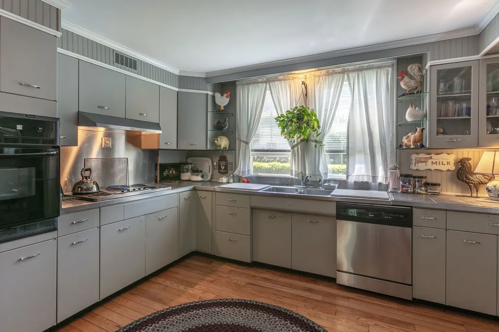 5 42nd Street Hartland VT 05048