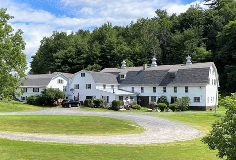 5 42nd Street Hartland VT 05048