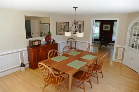 39 Swart Terrace Nashua NH 03064