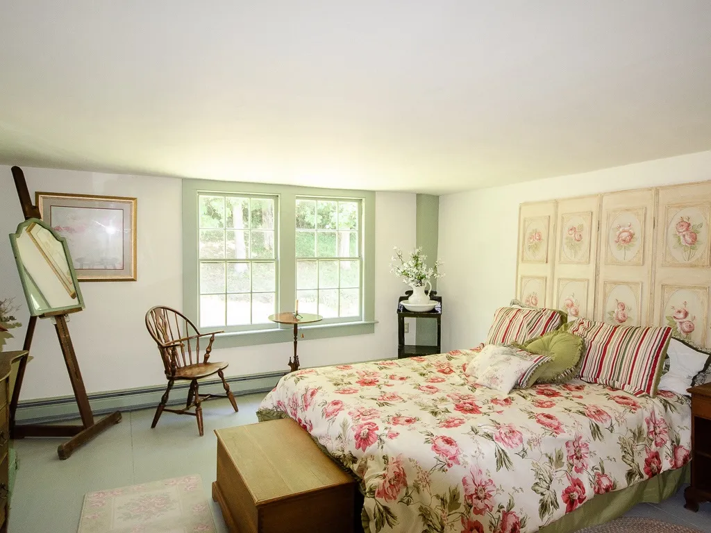 301 Tiffany Hill Road Weare NH 03281