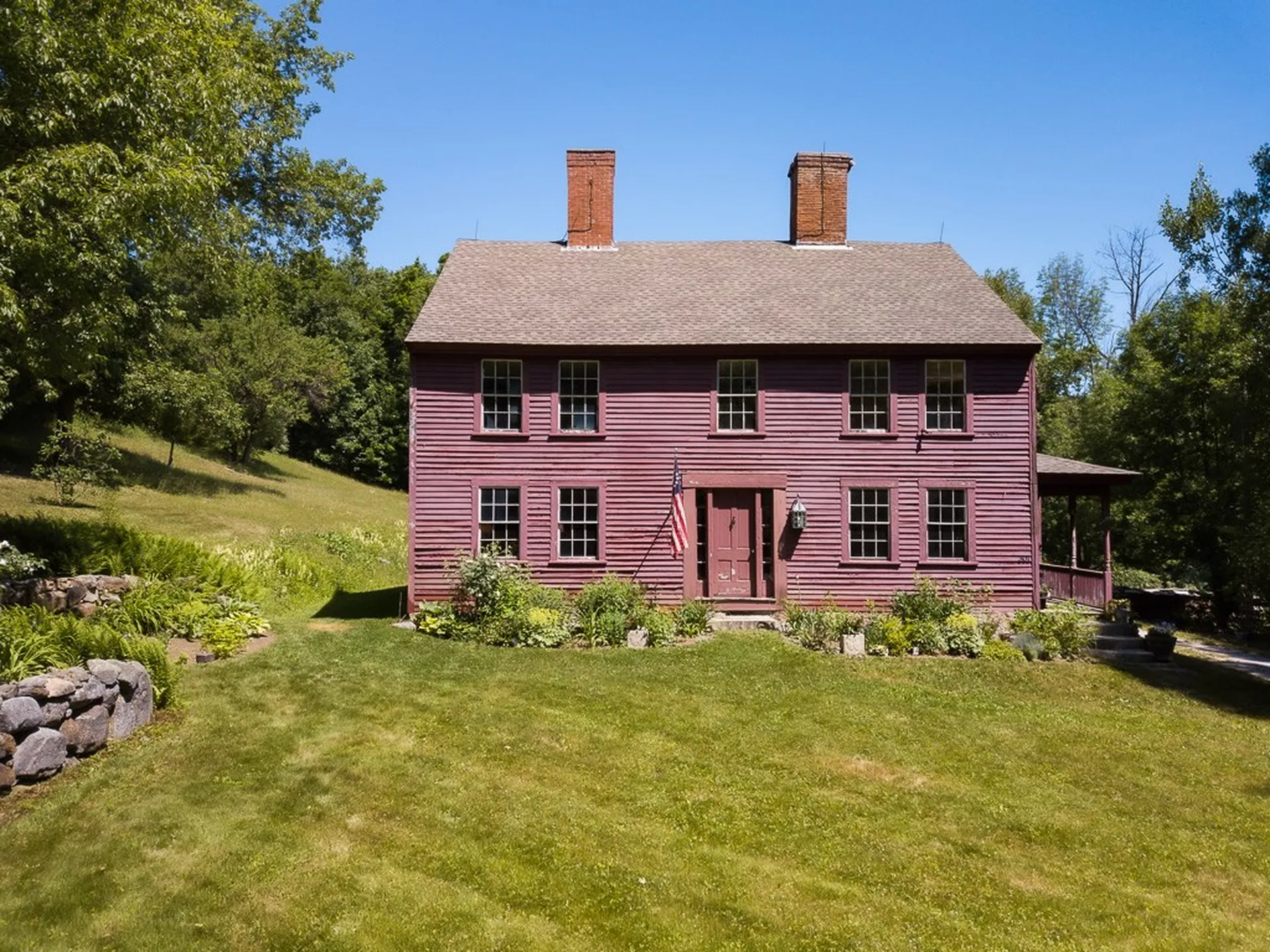 301 Tiffany Hill Road Weare NH 03281