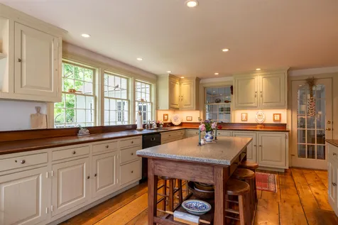 2409 Munger Street New Haven VT 05472