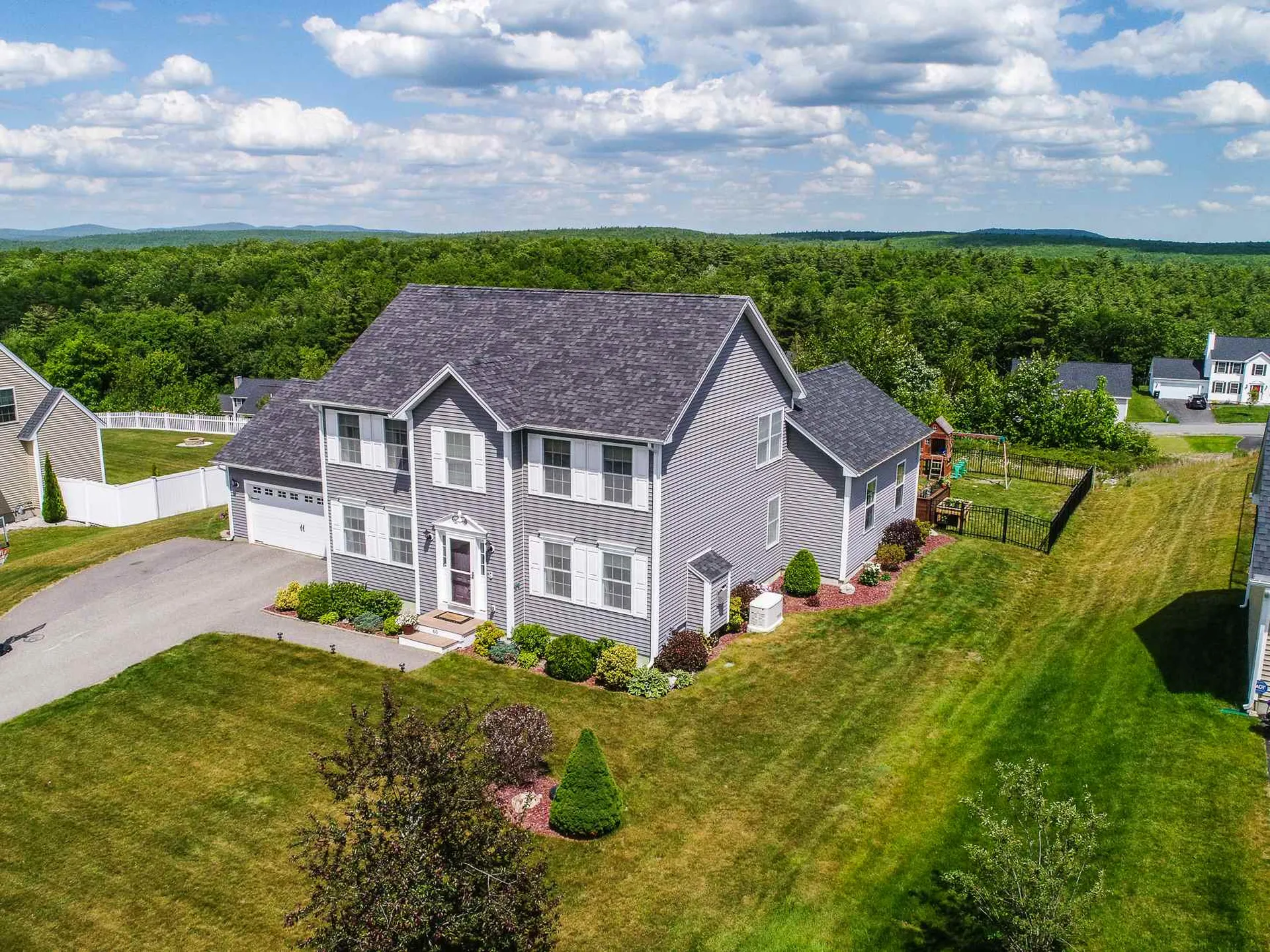 60 Crawford Lane Hooksett NH 03106