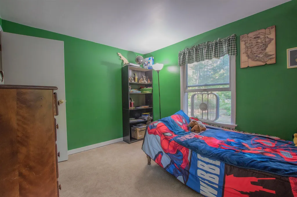 128 Hermit Lake Road Sanbornton NH 03269