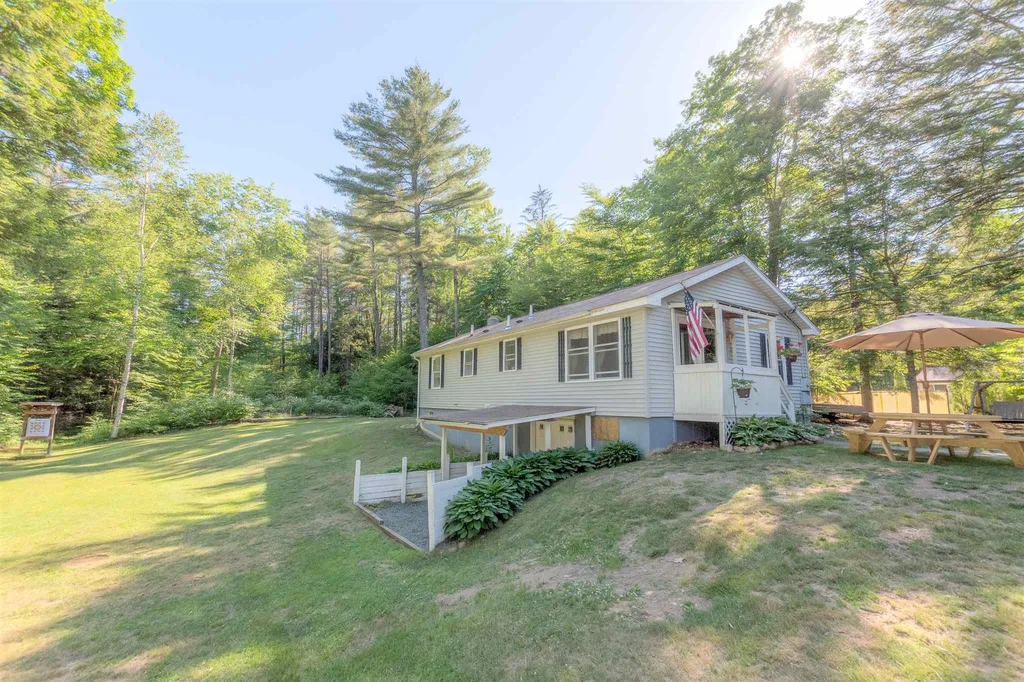 128 Hermit Lake Road Sanbornton NH 03269