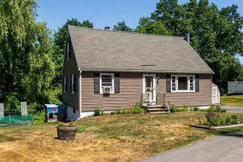 20 Ridgecrest Drive Exeter NH 03833