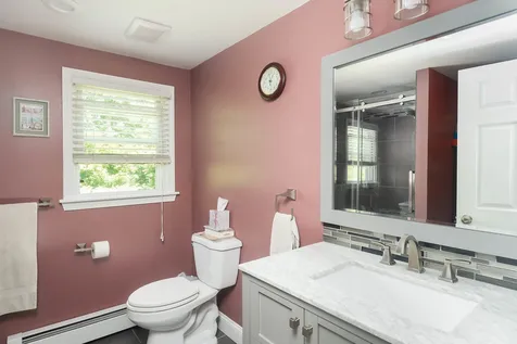 20 Ridgecrest Drive Exeter NH 03833
