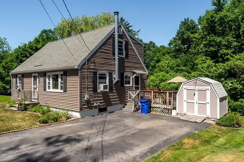 20 Ridgecrest Drive Exeter NH 03833
