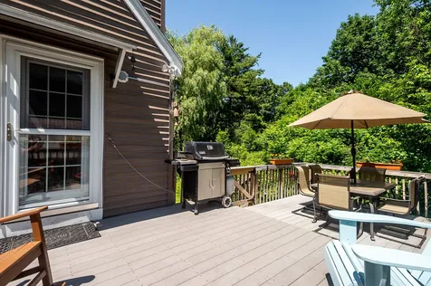 20 Ridgecrest Drive Exeter NH 03833