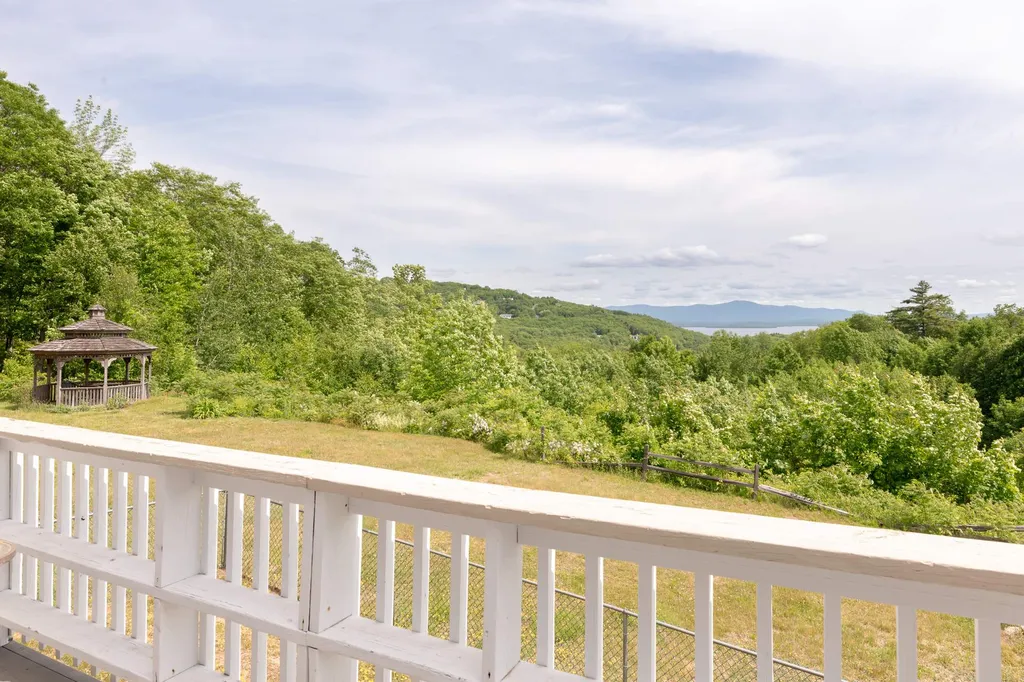 580 Cherry Valley Road Gilford NH 03249