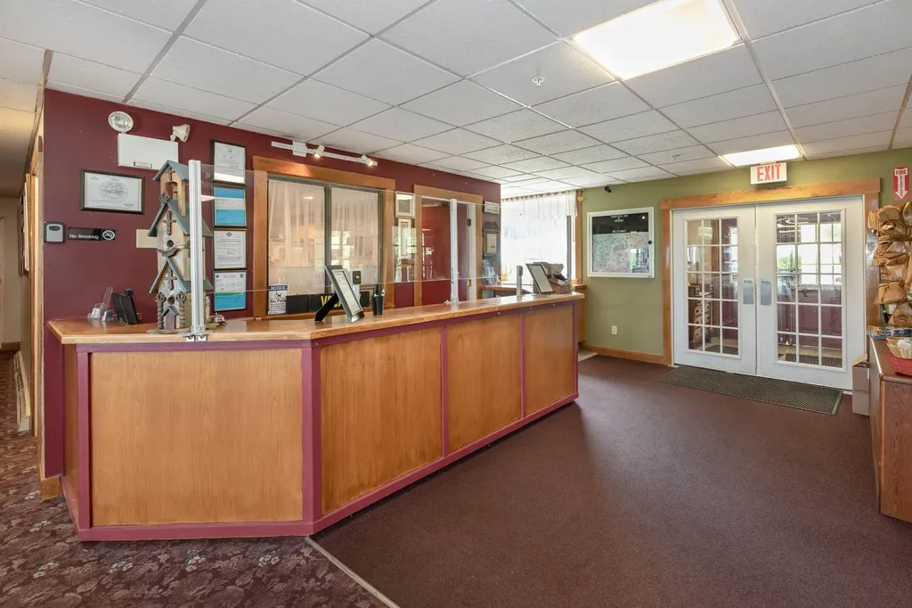 580 Cherry Valley Road Gilford NH 03249