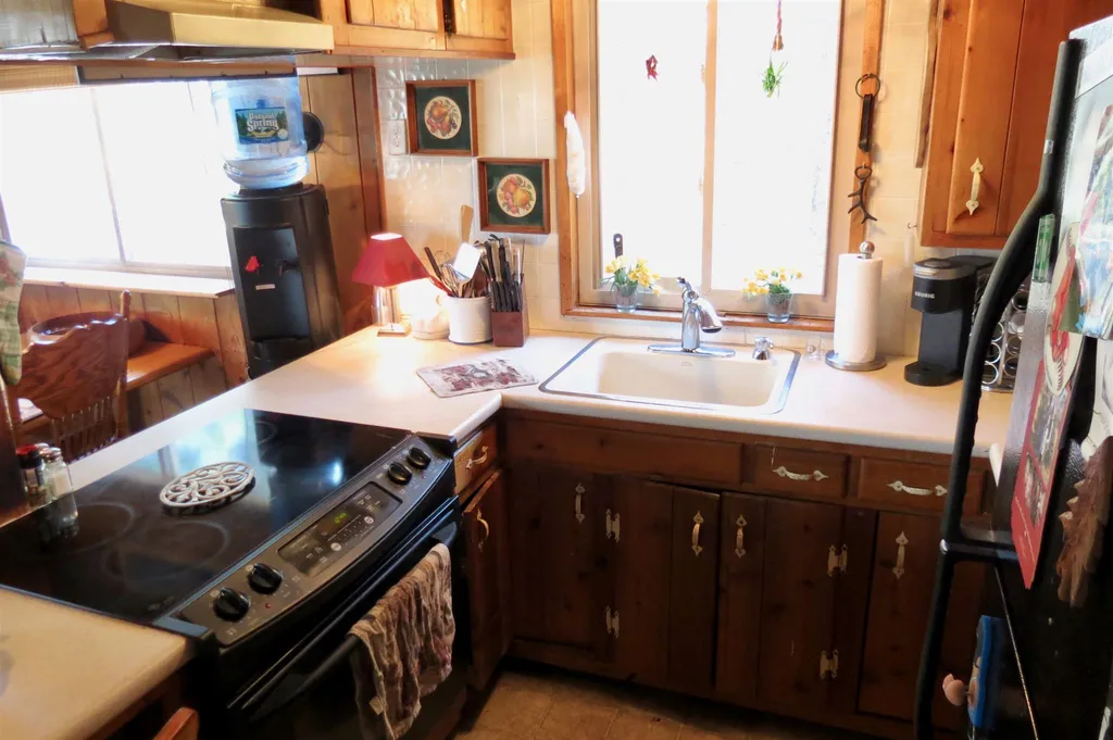 63 Andover Road Ludlow VT 05149