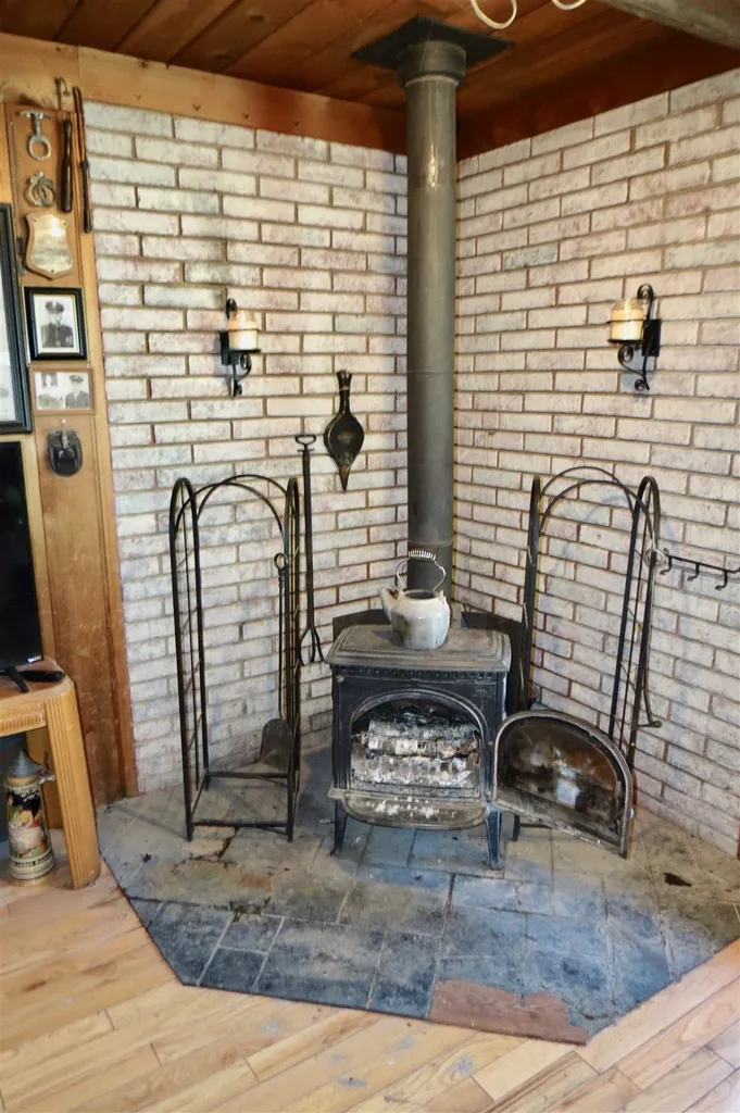 63 Andover Road Ludlow VT 05149